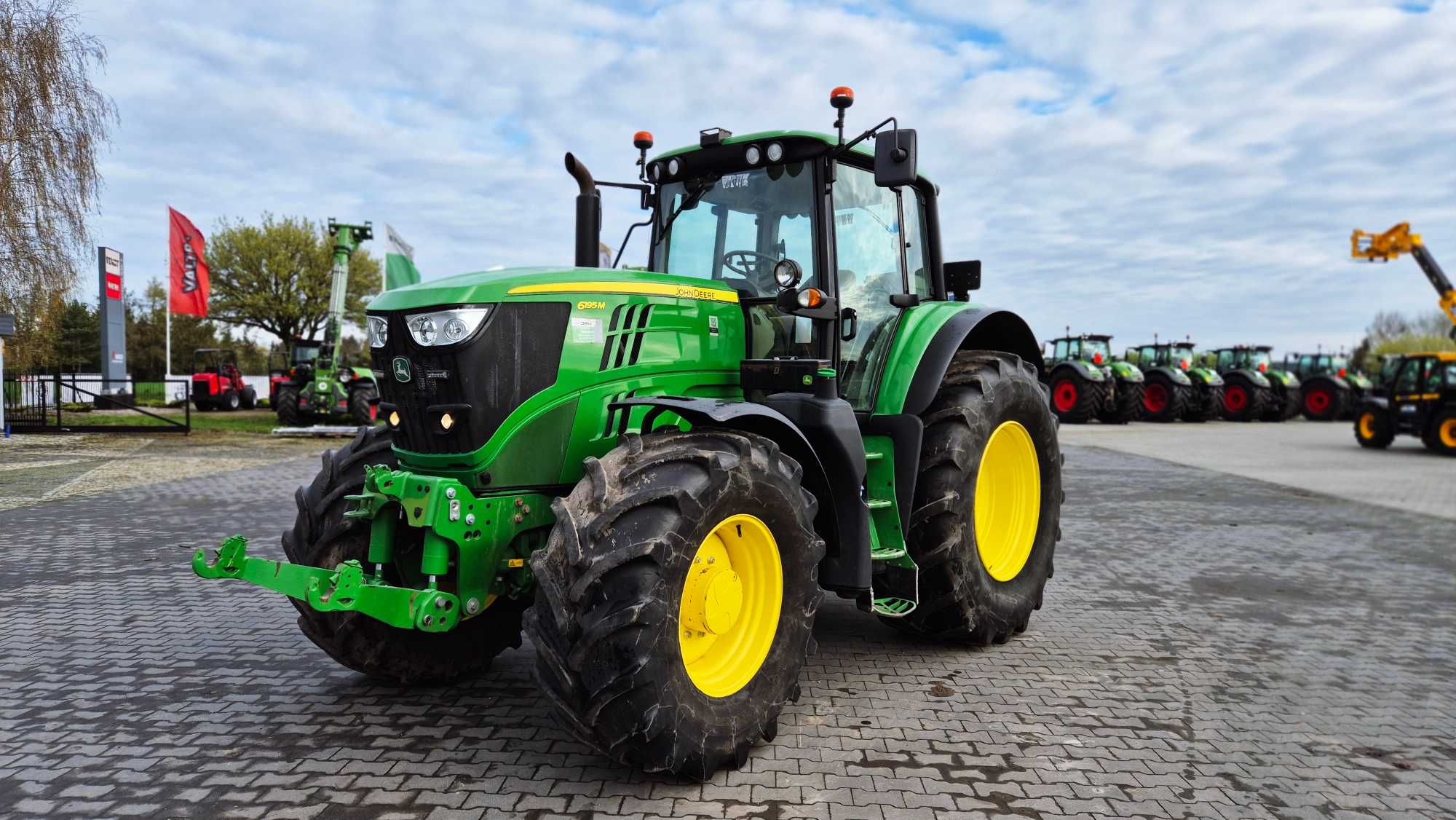 Ciągnik rolniczy JOHN DEERE 6195M - pierwszy właściciel