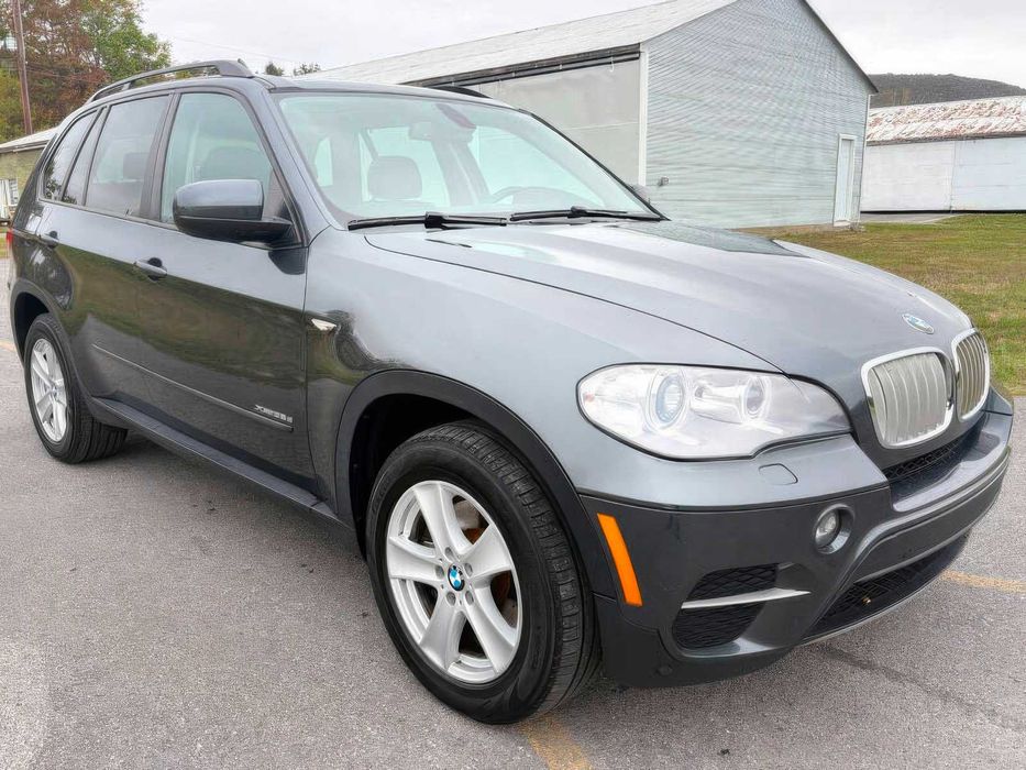 BMW X5 xDrive35d      2012