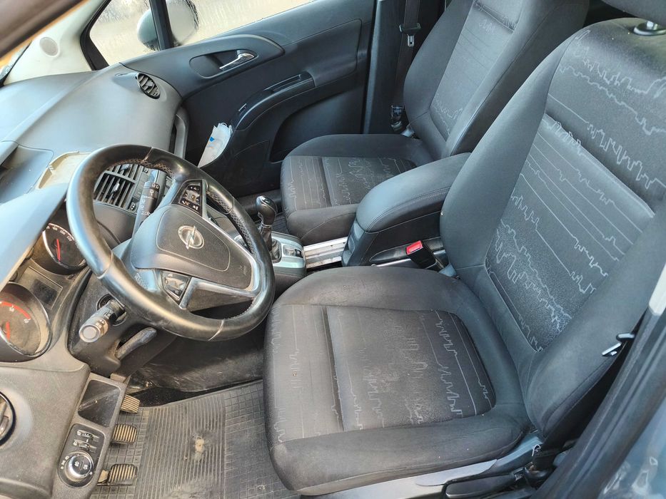 Opel Meriva B 1.3 CDTI 95KM Z13DTE kolor Z40W Cała na Części