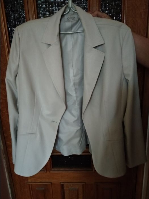 Жіночий якiсний піджак