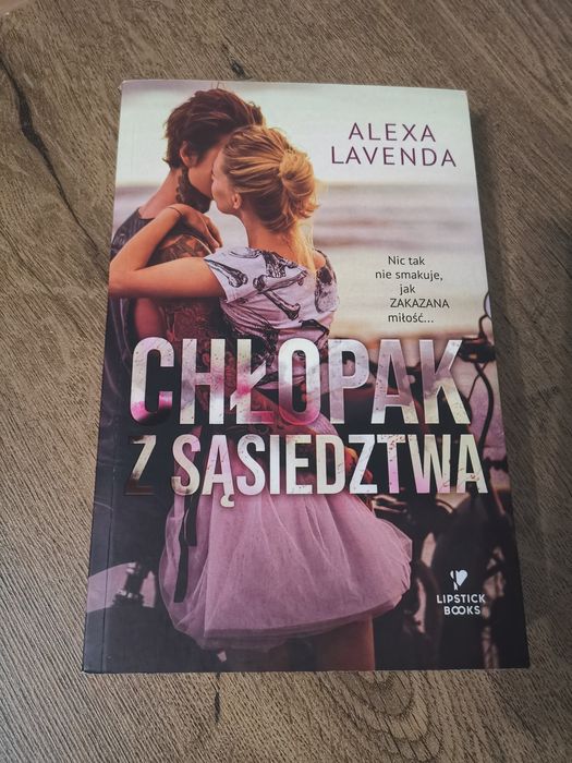 Alexa Lavenda Chlopak z sąsiedztwa