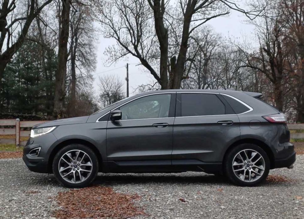 Ford Edge Titanium