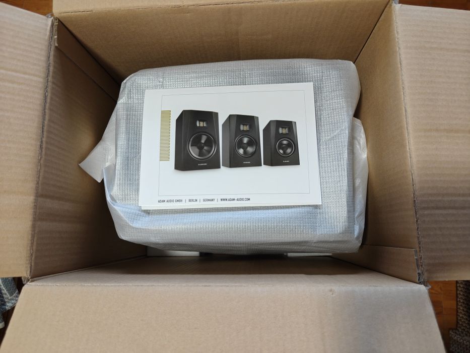 Adam T7V пара, студійні монітори