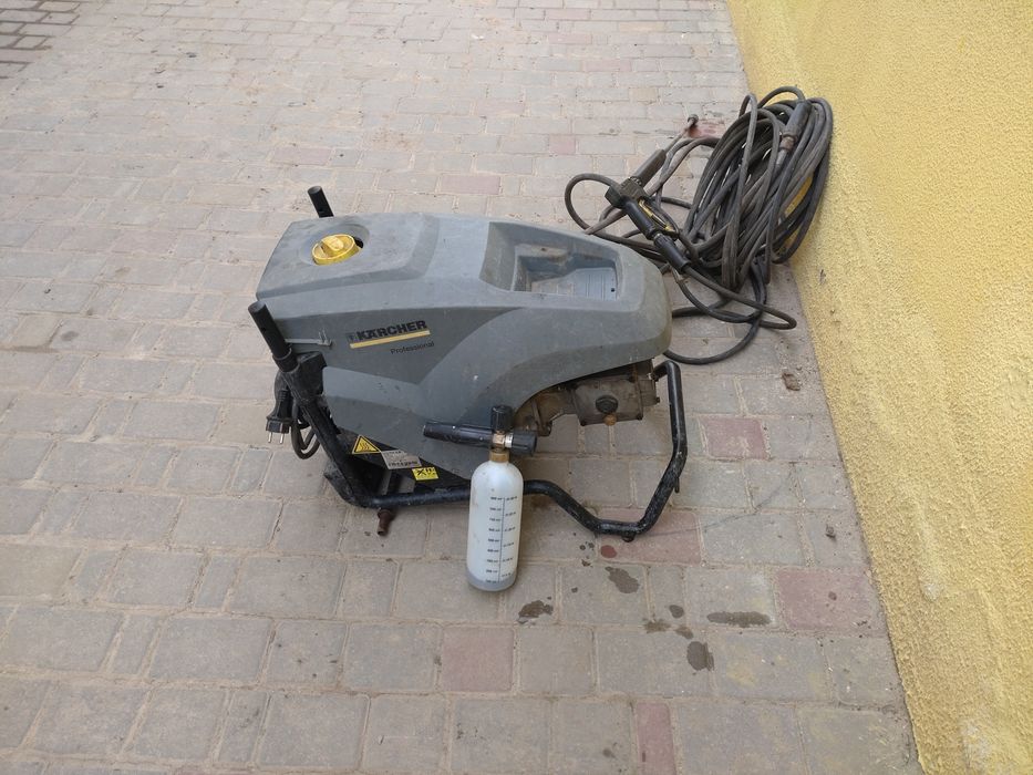 Мийка Karcher  hd 6/15-4