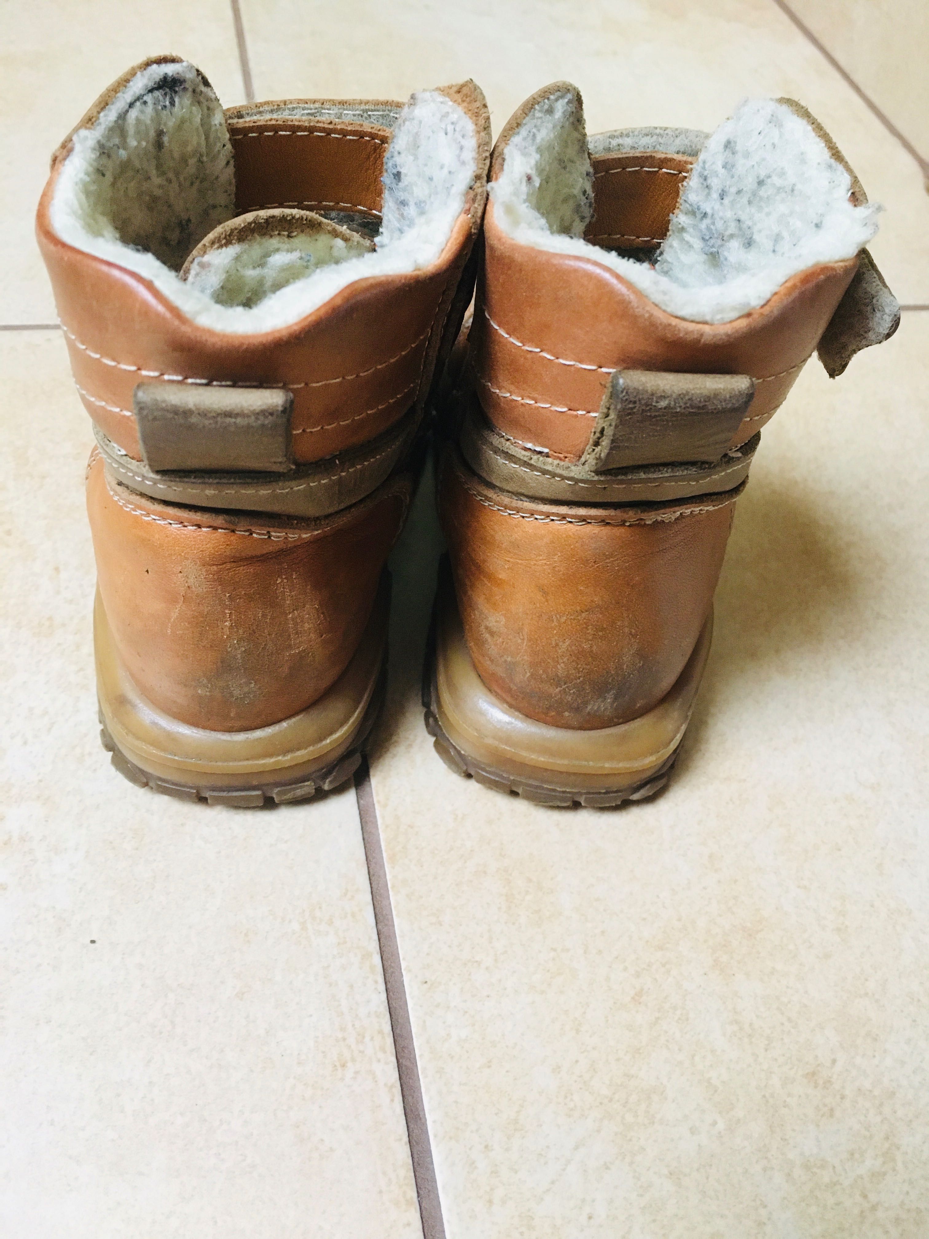 Zimowe buty skórzane 24