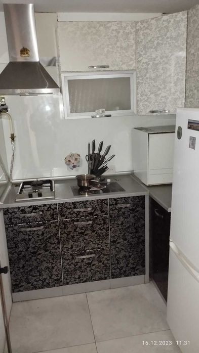 Продам свою 2кв. (студия+спальня), 2/5, метро 23 Августа (Вайбер)