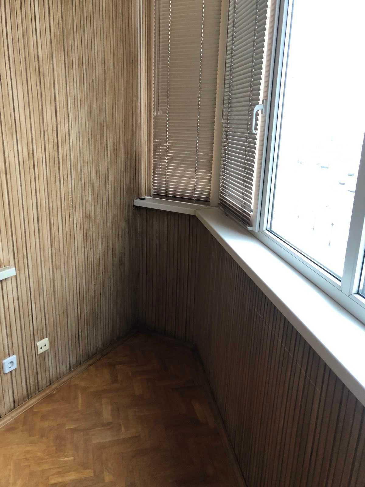 Продам 1-к квартиру. м.Київ, пр-т Г. Сталінграда, 16-Д. 122000 $