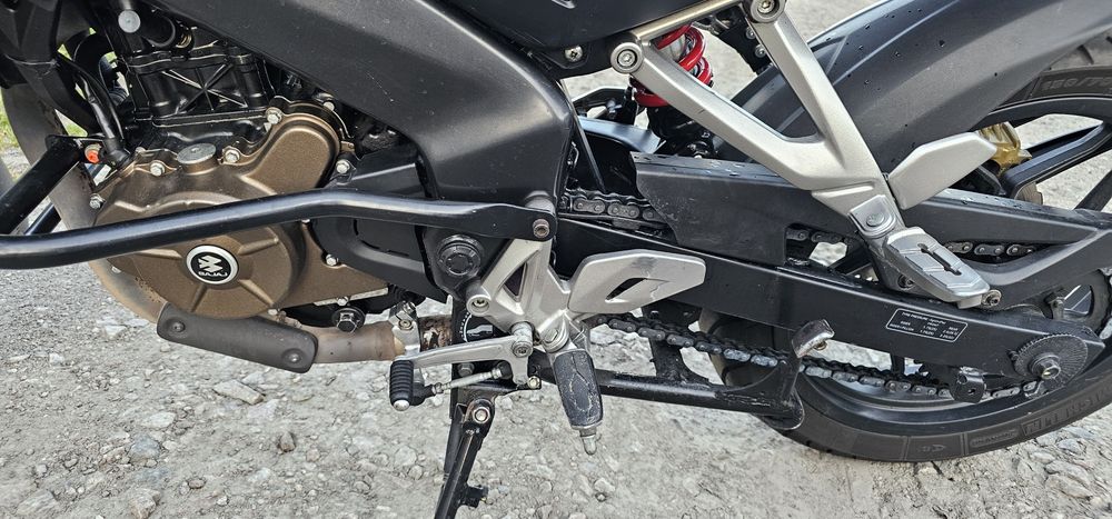 Bajaj Pulsar ns 200