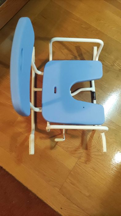 Cadeira de banho impecável