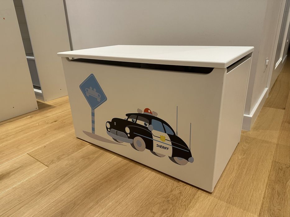 Skrzynia na zabawki firmy Meblik