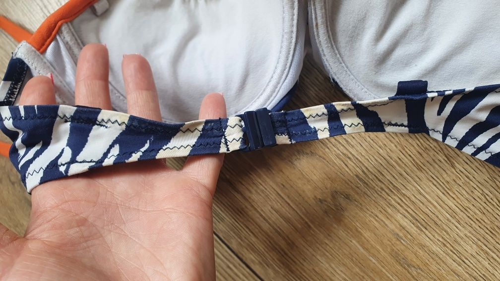 Dwuczęściowy strój kąpielowy z wyjmowanym push up 34 D