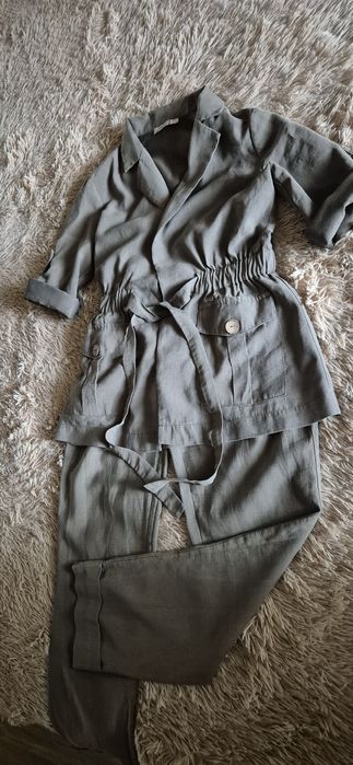 Костюм брючний жіночій