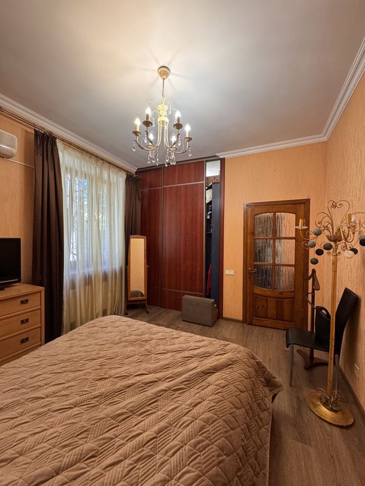 Центр, Семинарская, Двухкомнатная квартира, сталинка, есть видео