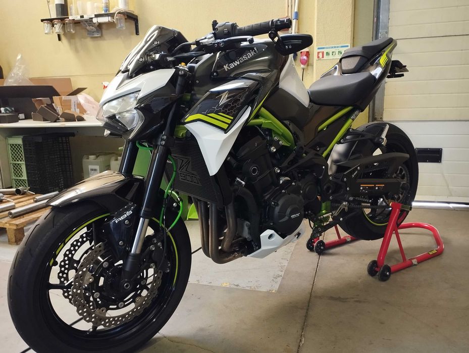 Kawasaki Z900 Performance Full Extras