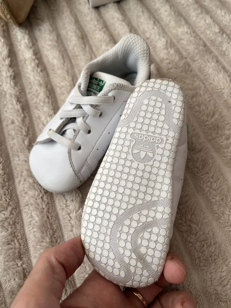 Пінетки mayoral Ugg adidas на овчині пинетки нові макасіни пінетки