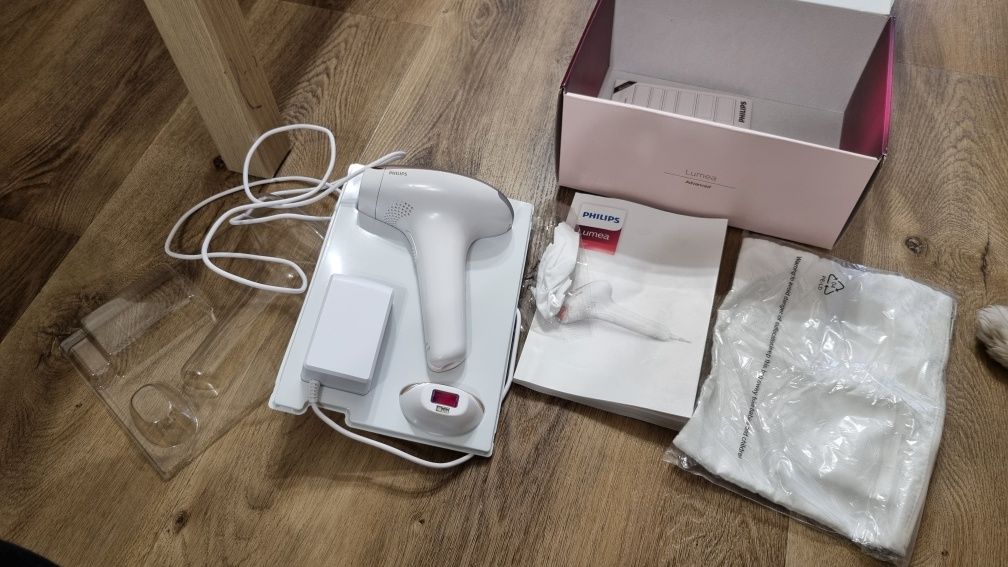 Depilator IPL Philips lumea sc1997