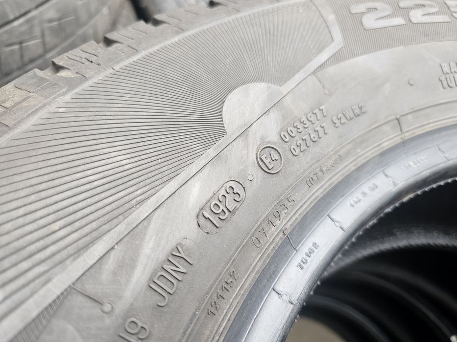 Opony Letnie Nowe-Demo Caping R16CP 225/75-Continental-23Rok