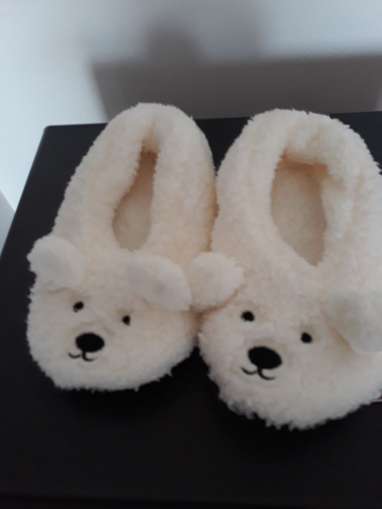 Pantufas quentinhas -tamanho 35.