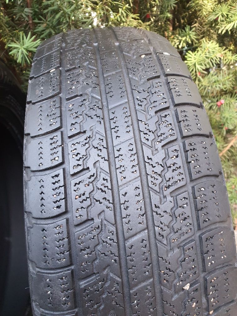 Шини 185/65R15 Nexen