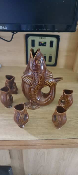 PRL-u: Karafka i kieliszki PRL Ryba.