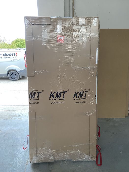 Drzwi zewnetrze KMT 54 Plus Lewe do wewnatrz wzor 22  DOSTĘPNE OD RĘKI