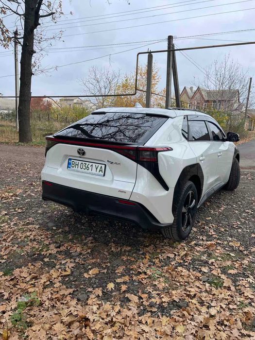 Toyota bZ4X 2023 I покоління,  71.4 kWh (218 к.с) 4WD