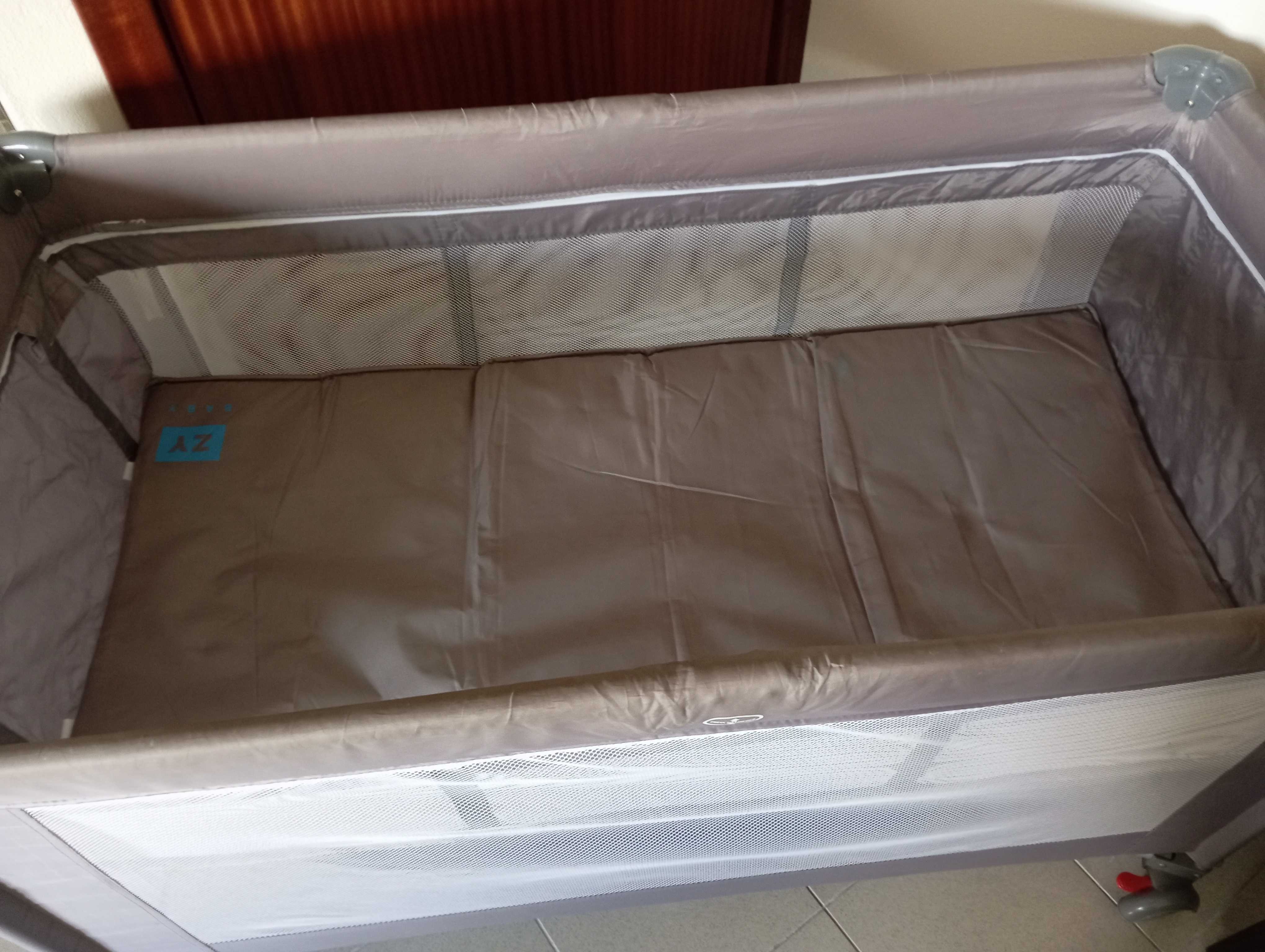 Cama de viagem/parque