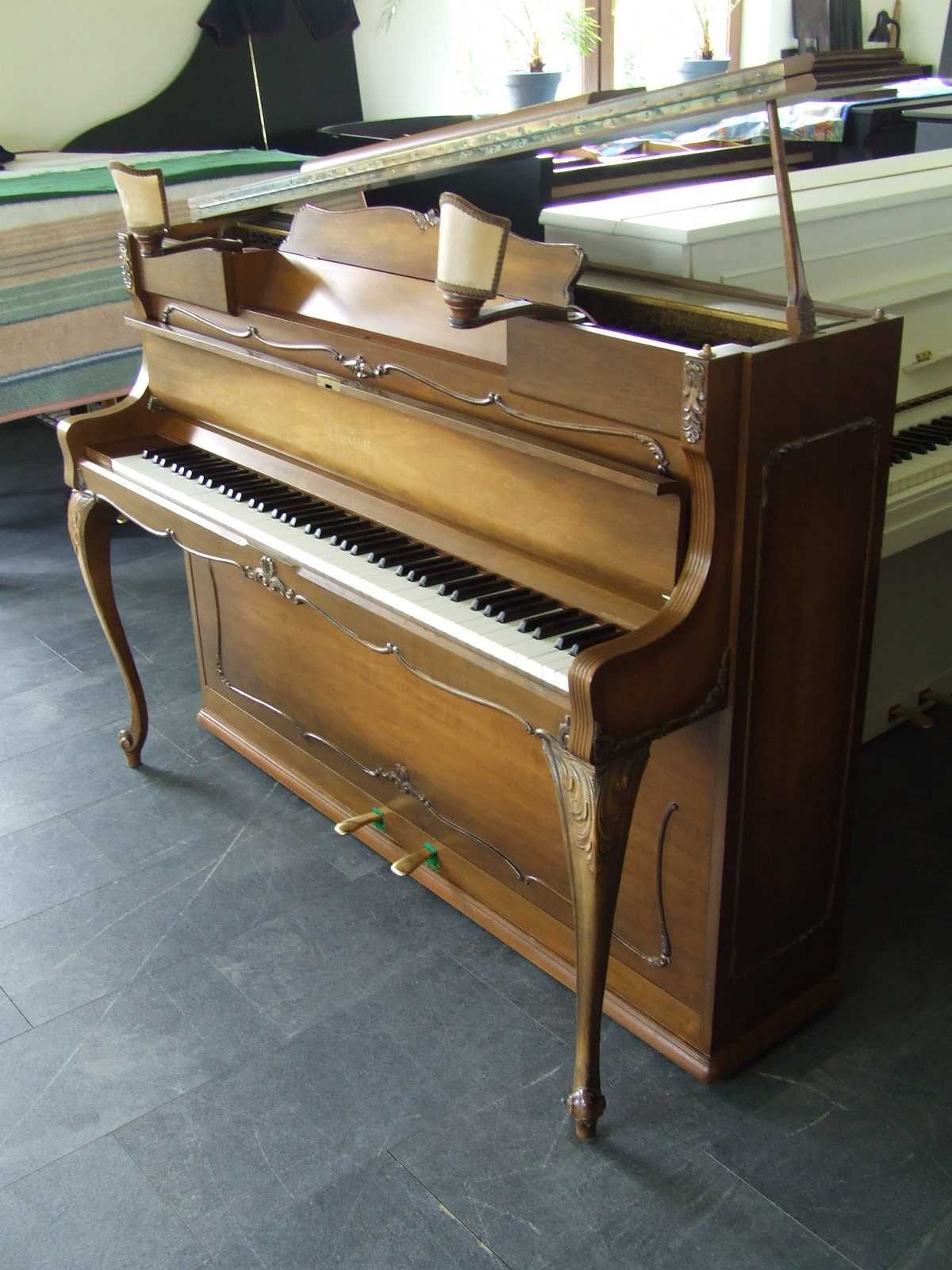 Pianino Schimmel, instrument i mebel - Piano Lovers