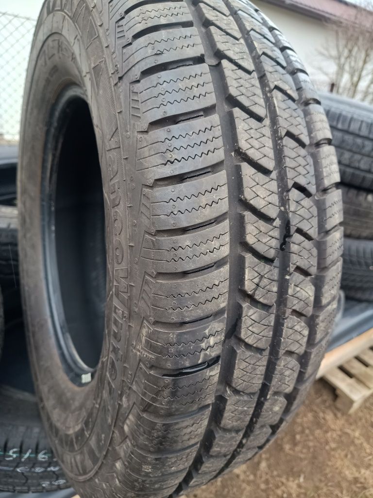 Continental VanWinter 2 225/75R16C z 2021r