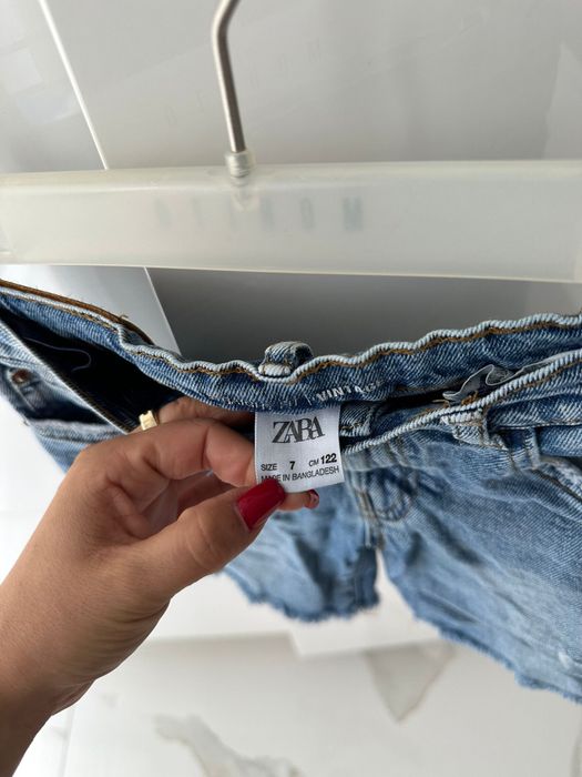 Spodenki marki zara rozmiar 122 cm