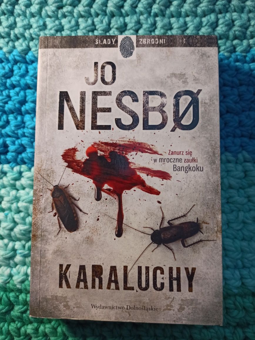 Jo Nesbø - "Karaluch"