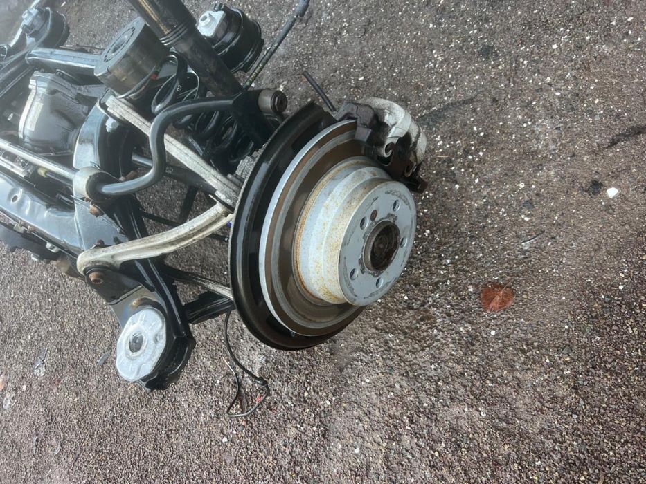 Задня подаеска на мерседес w212