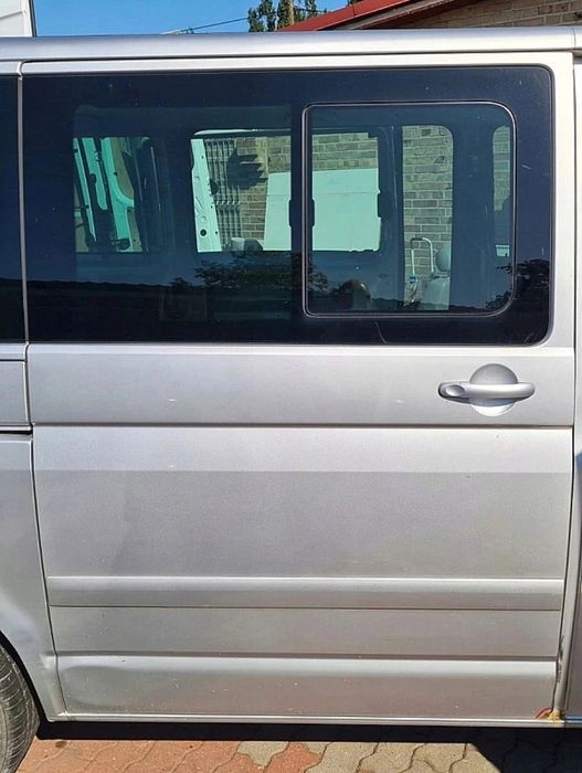 VW T5 szyba boczna drzwi przesuwnych uchylna prawy środek