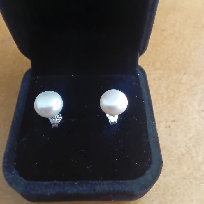 Brincos em Prata com Perolas de Agua Doce