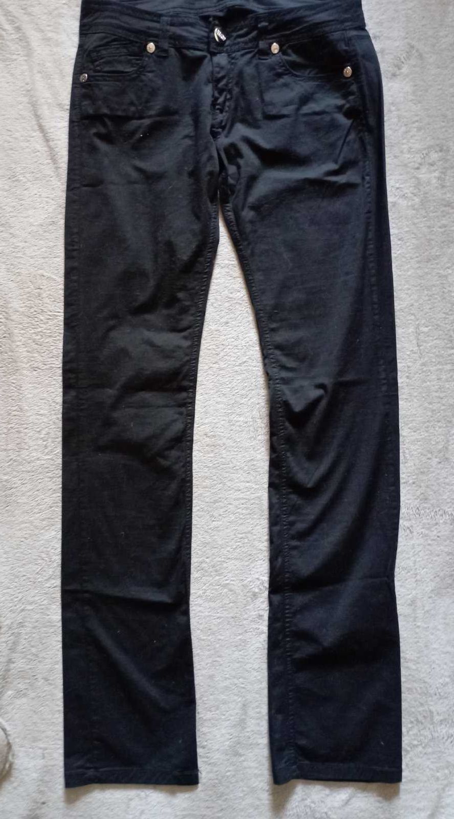 Женские    брюки  (джинсы)