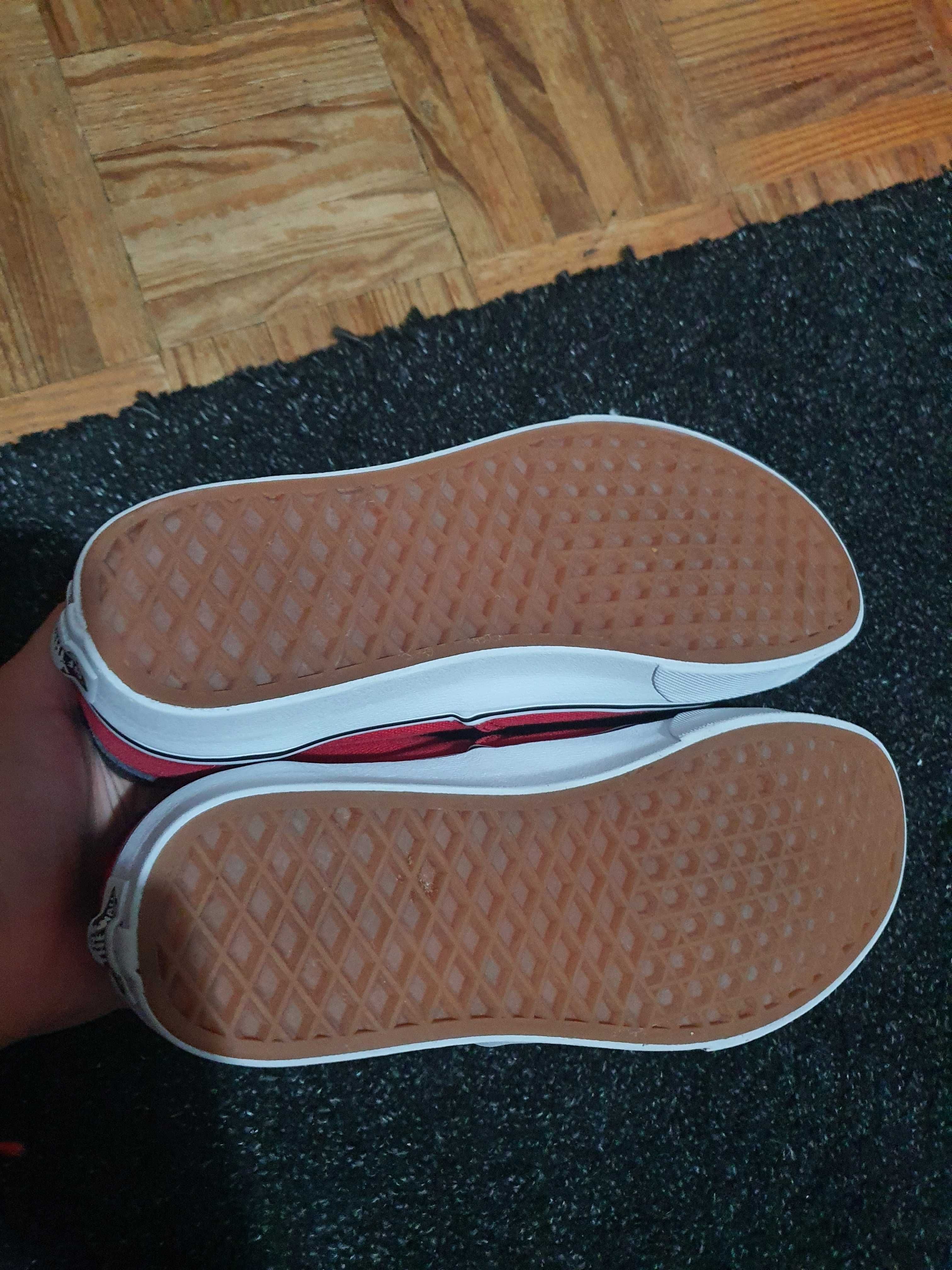 Ténis Vans tamanho 40 vermelhos