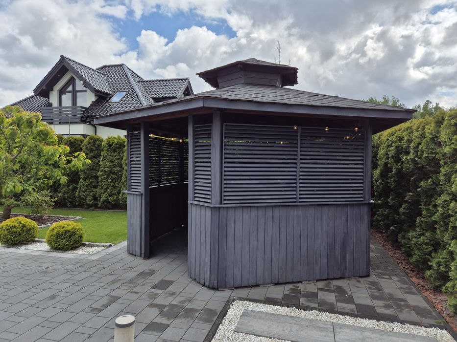 Altana drewniana sześciokątna