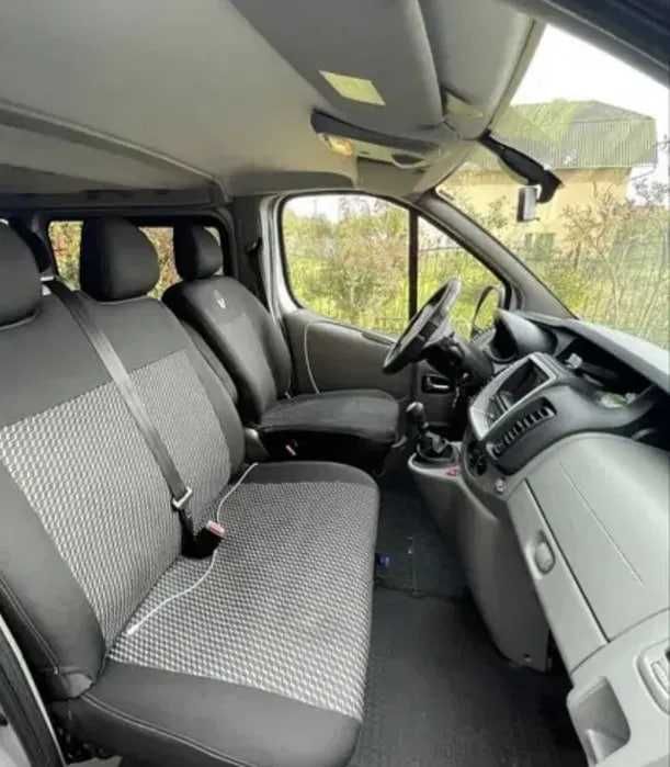 Чохли чехлы авточехлы Opel vivaro. Renault trafic виваро трафик