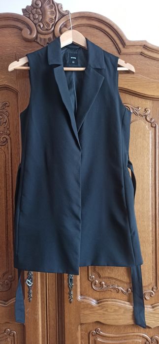 Długa marynarka bez rękawów Sinsay rozm. XS