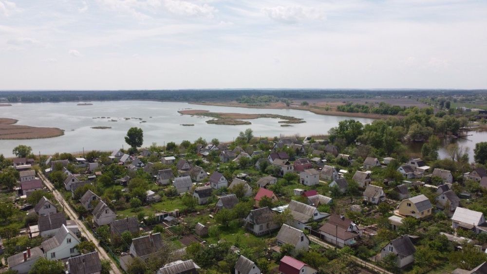 Земельна ділянка з виходом у Дніпро, с. Коробівка