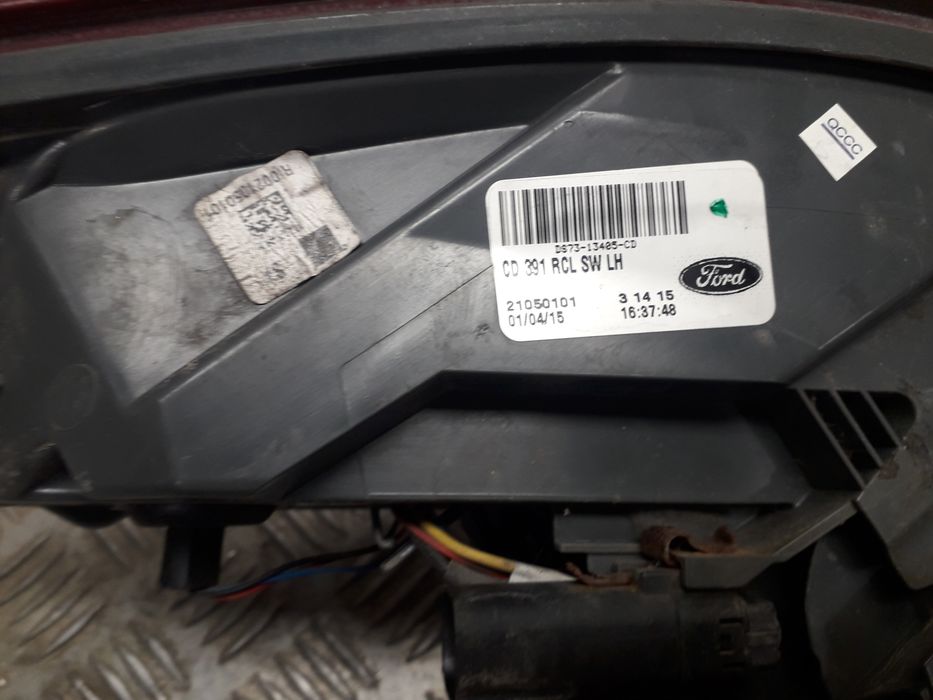 Ford mondeo mk5 kombi lampa tył lewy