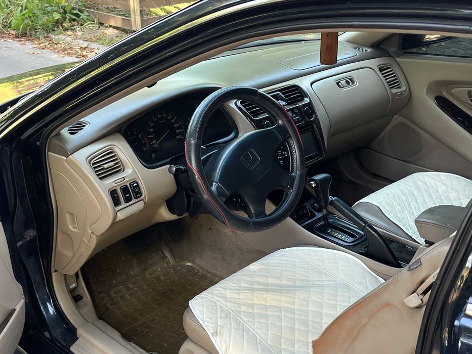 Продам Honda Accord 2000р. #71487