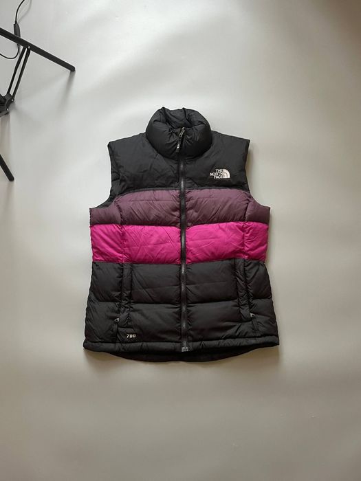 тепла пухова жилетка від The North Face