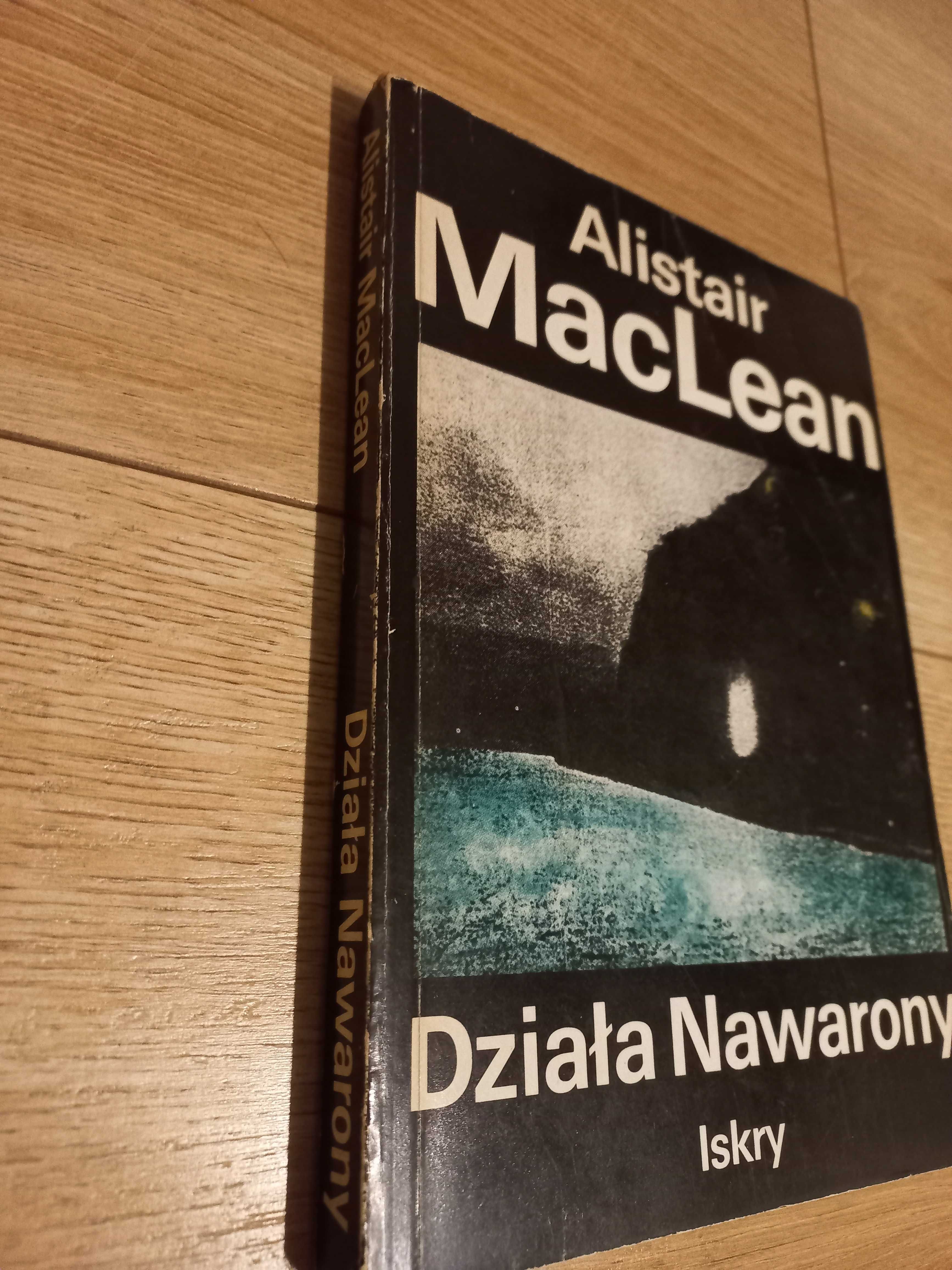 książka Alistair Maclean Działa Nawarony