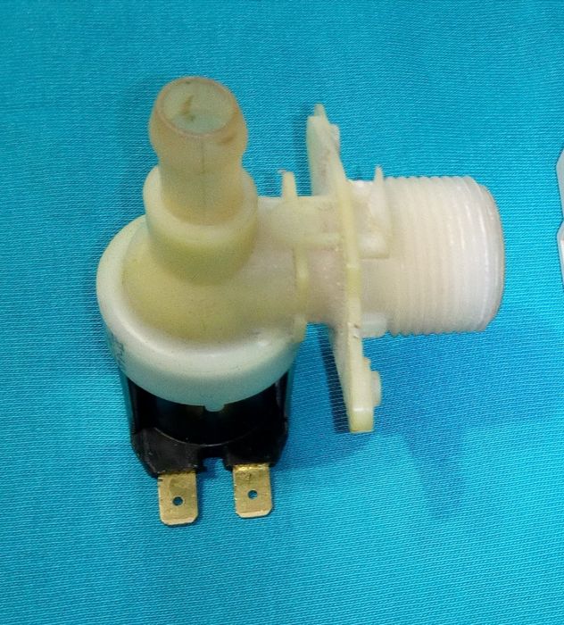 Датчик уровня/прессостат и другое на стиральную машину Whirlpool.