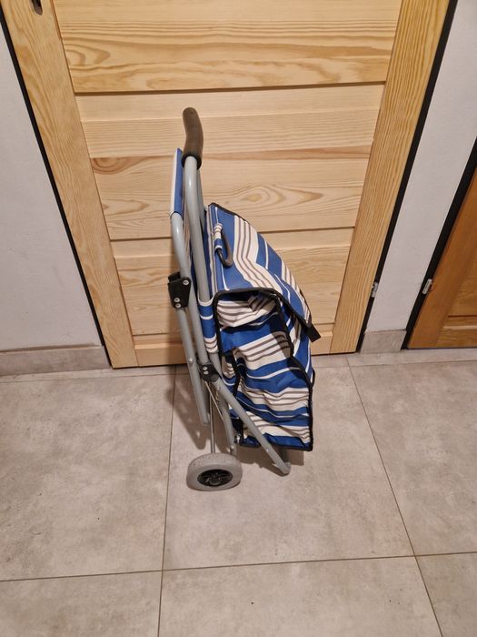Wózek torba na zakupy z siedziskiem siedzeniem krzesło
