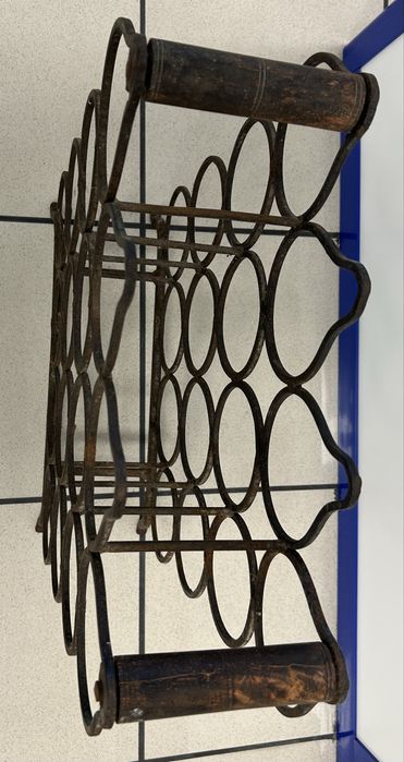 Garrafeira p/ 16 garrafas