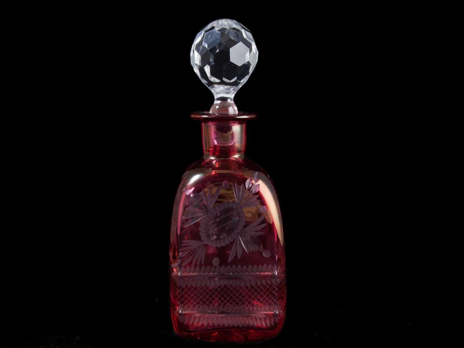 Decanter em Cristal Vemelho