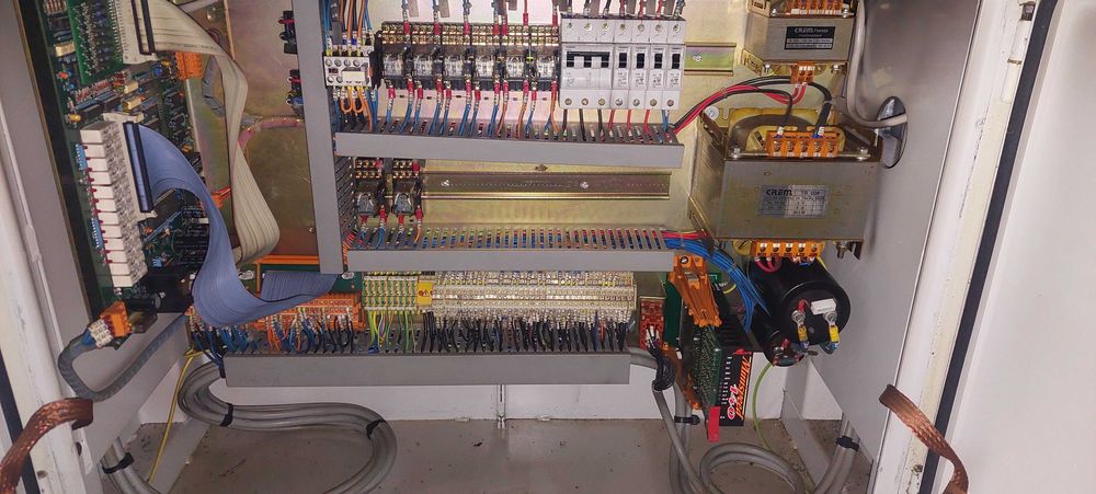 Podajnik pręta CNC IEMCA VIP 70 CNC
