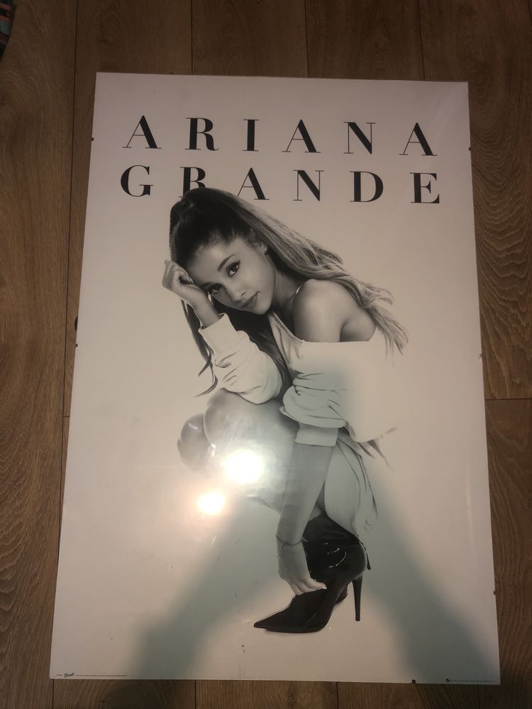 Plakat Ariany Grande